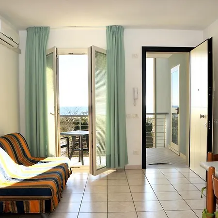 Isola Di Pasqua Apartment *