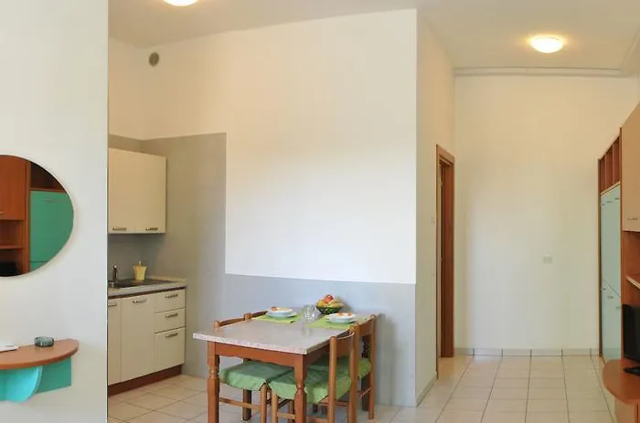 Apartment Isola Di Pasqua *